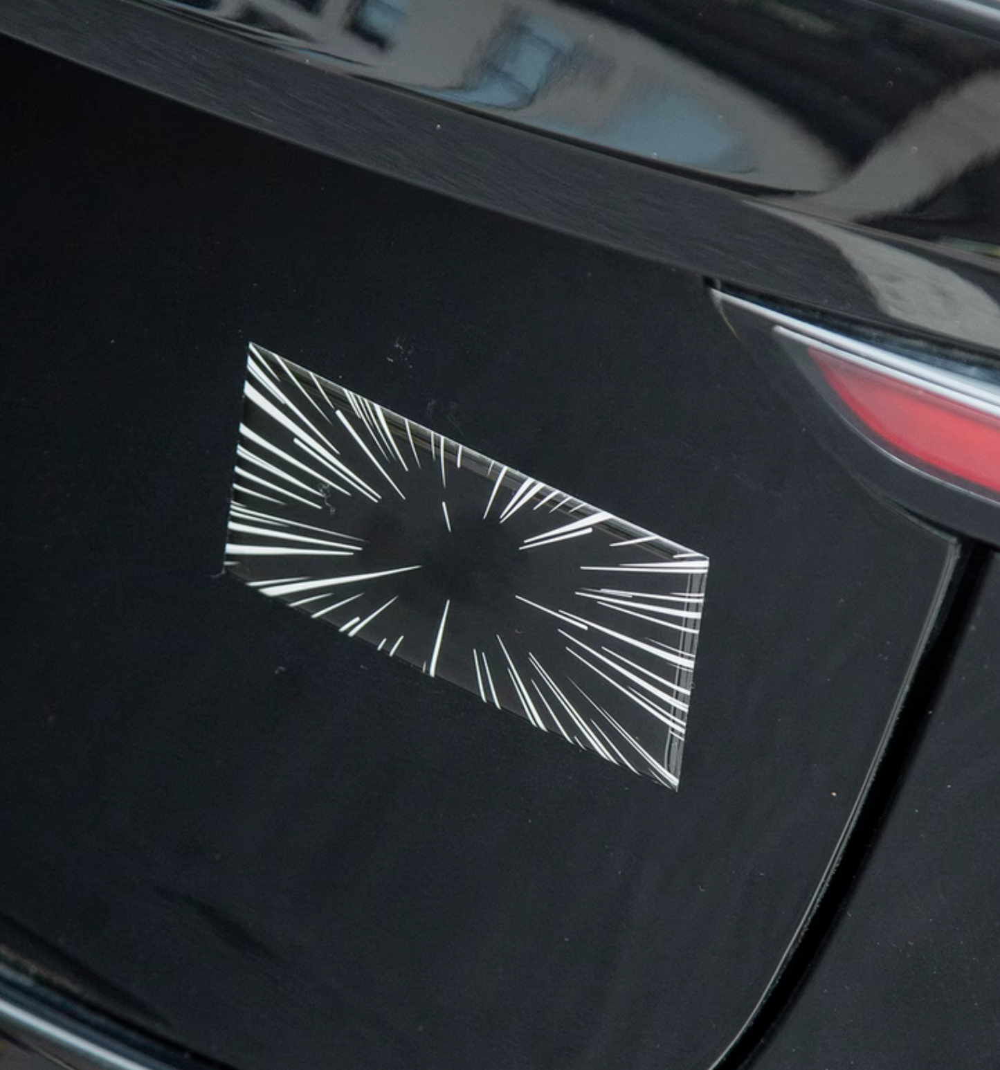 Time Tunnel Bagklap Emblem – Tesla (Selvklæbende Badge)