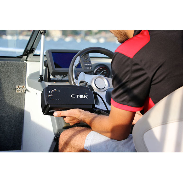 CTEK Marinelader M15 12V Bly og LiFePo4 (5)