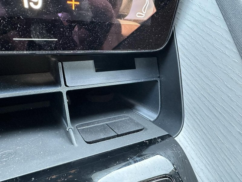 Polestar 2, lille skuffe til hyldeløsning for rum i centerkonsol - GreenGoing