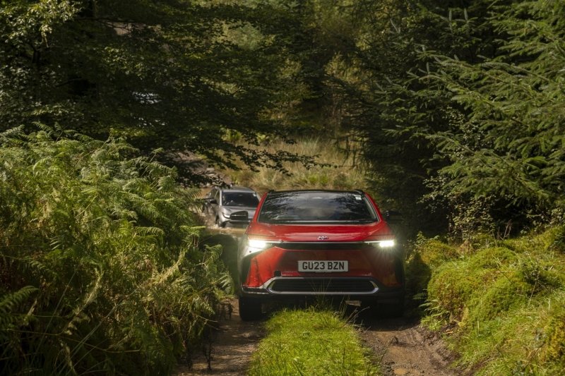 Den nye Toyota BZ4X: innovation og teknologi - GreenGoing