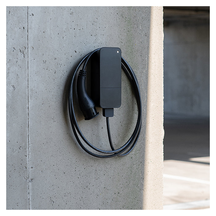 Amina S Ladeboks 11kW/20A 3-faset 6 Meter