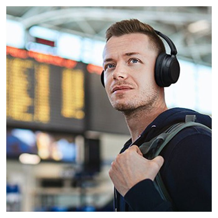 JVC HA - S75 Over Ear Noise Cancelling Headphones Sort - GreenGoing